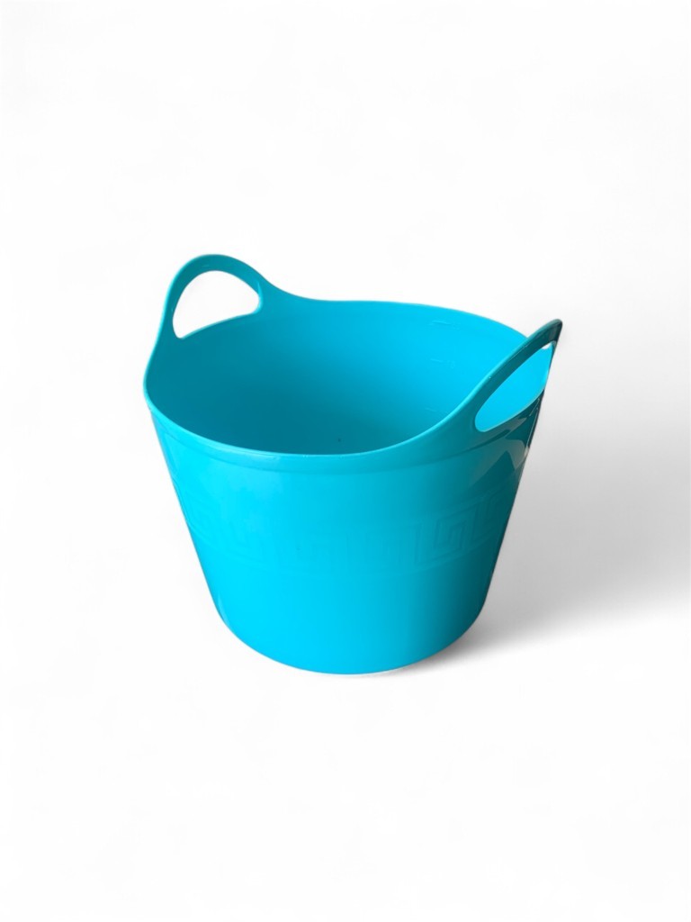 Turkuaz Esnek Plastik Kova – 20 Litre, Kurban Kovası, Esneyebilen Oyuncak ve Çamaşır Sepeti - Resim 2